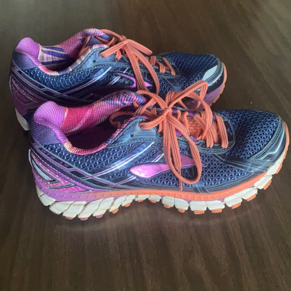 Brooks Adrenaline GTS